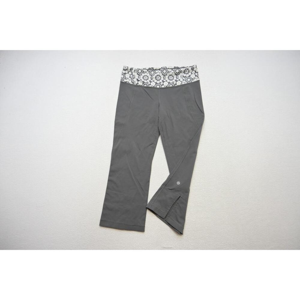 Lululemon Leggings Gray Compression Athletic Yoga Sweat Capri Pants‎ Womens 6